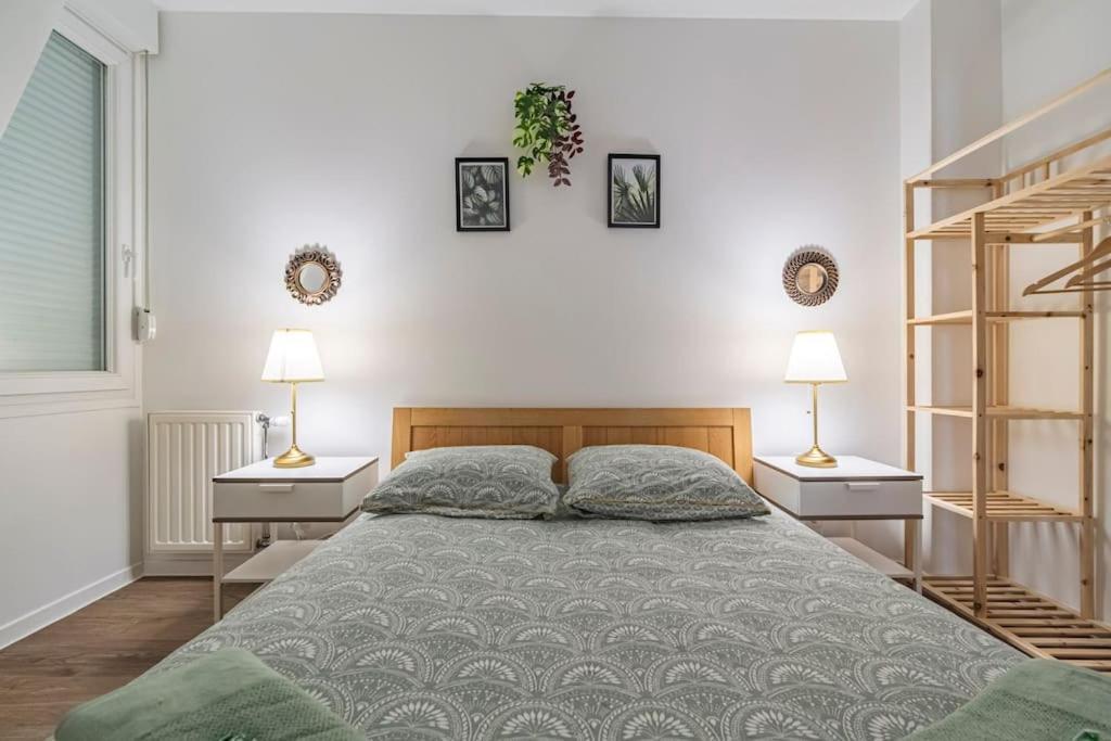 Logis Du Lys Lägenhet Boult-sur-Suippe Exteriör bild