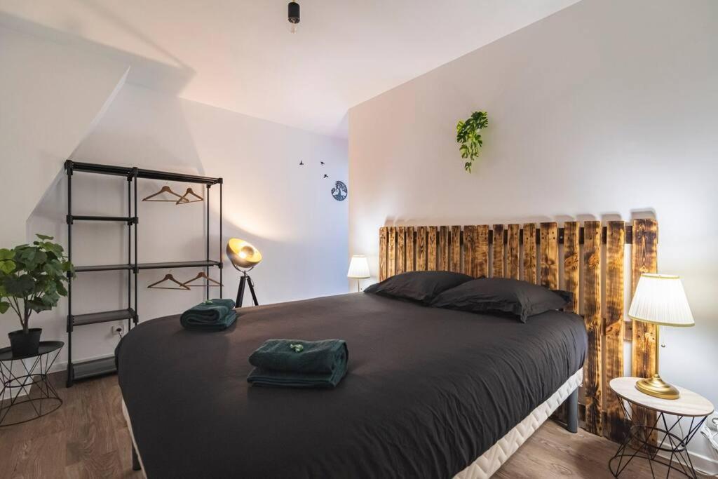 Logis Du Lys Lägenhet Boult-sur-Suippe Exteriör bild