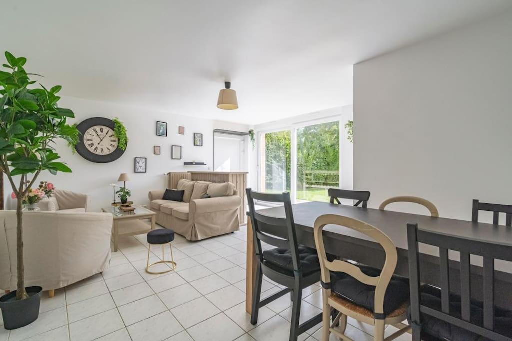 Logis Du Lys Lägenhet Boult-sur-Suippe Exteriör bild