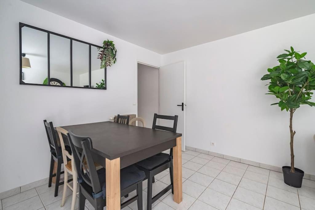 Logis Du Lys Lägenhet Boult-sur-Suippe Exteriör bild