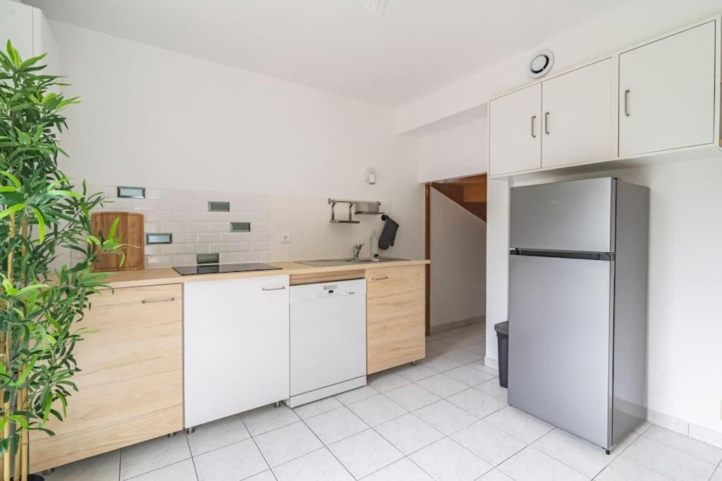 Logis Du Lys Lägenhet Boult-sur-Suippe Exteriör bild